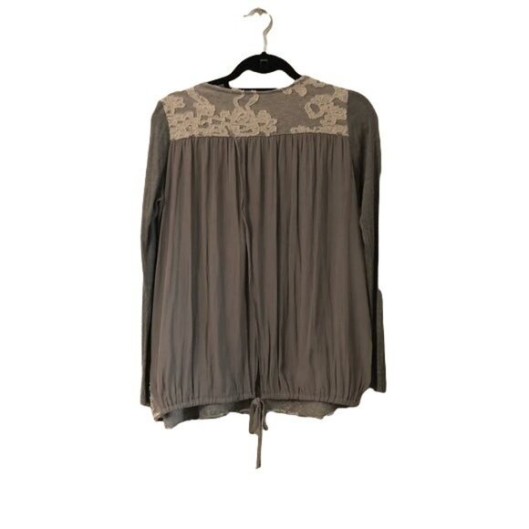 Lola and Sophie Womens Gray Silky Open Tie Back Blouse Top Size Medium - Picture 4 of 7